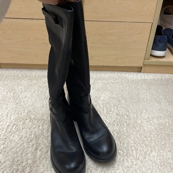 Prada boots size 40 - Picture 3 of 11
